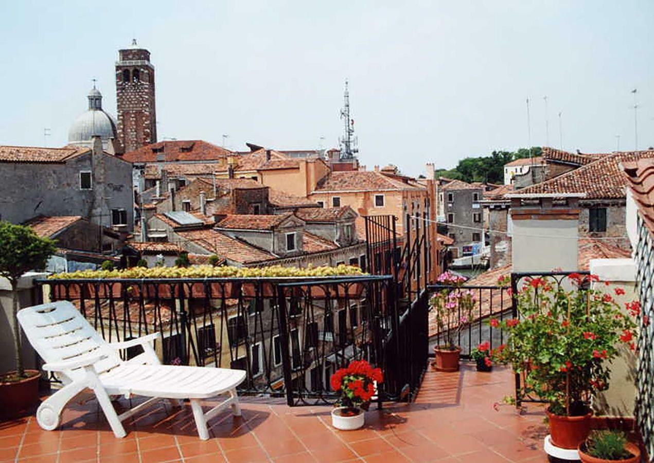 Le Mansarde Deluxe Hotel Venice Exterior photo